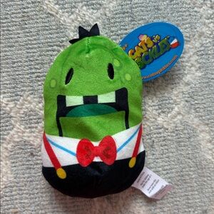 Cats vs Pickles - Charlie